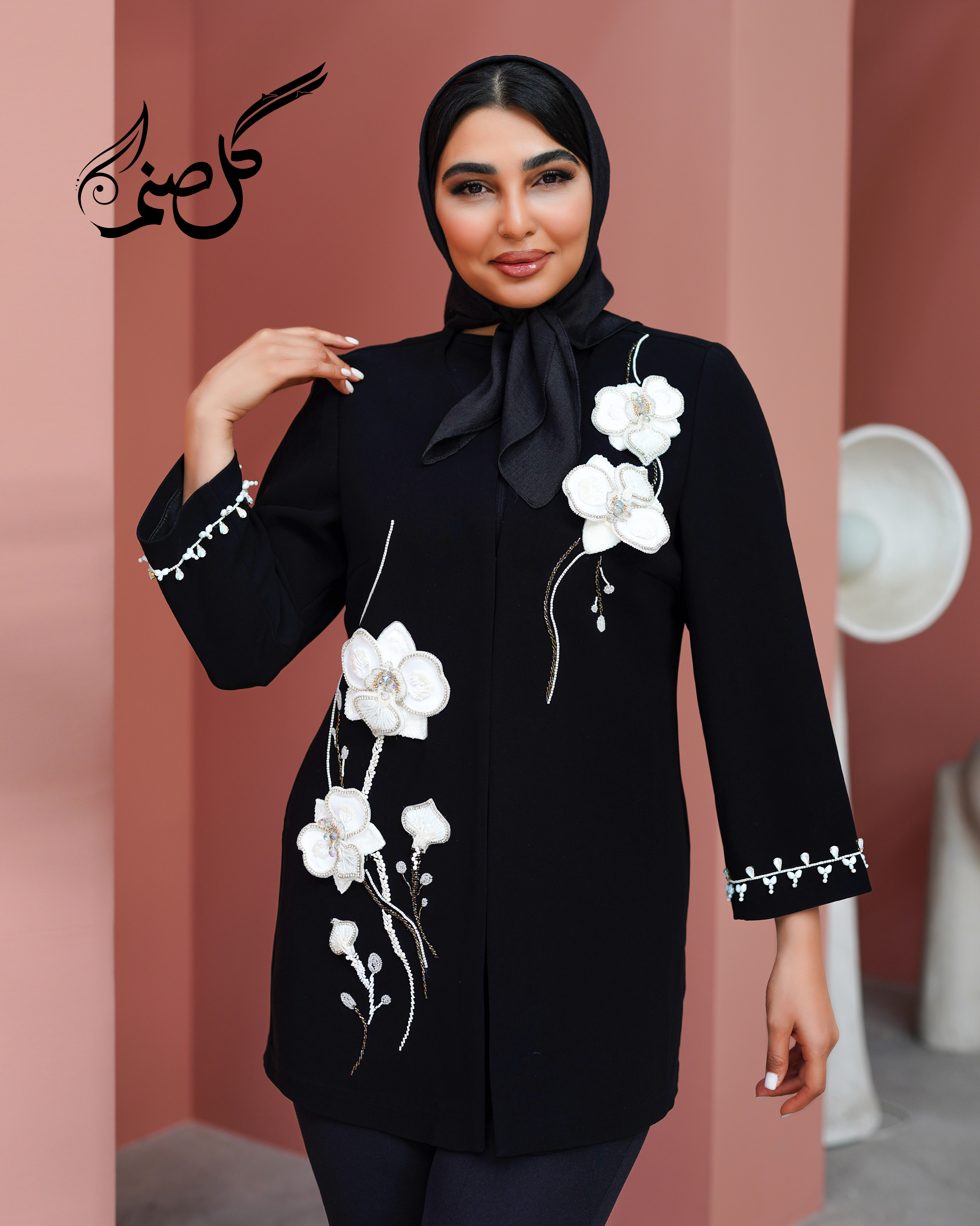 کت کرپ کنزو گل برجسته سفید درباری (عمده )